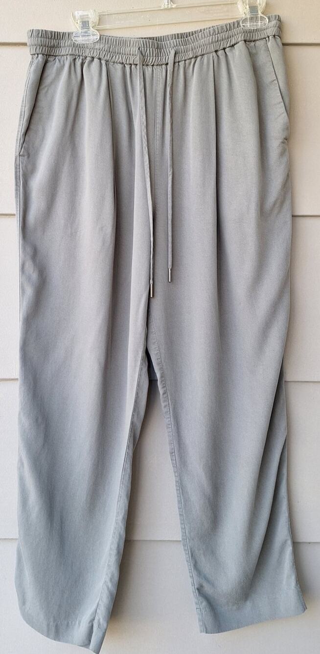 MNG Mango Olive Green Elastic Waist Pull on Pleated Relaxed Fit Pants Sz. L x25"